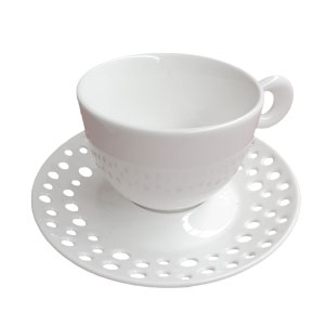 Taza de porcelana blanca con plato diseño círculo de 12cm