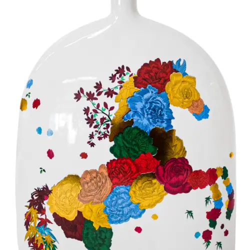 Florero de porcelana diseño botella blanca con caballo de colores de 25.8x8x30cm