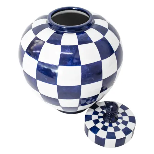 Tibor de porcelana diseño ajedrez blanco con azul marino de 23x23x31cm