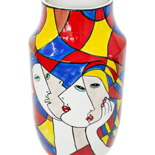 Jarrón de porcelana diseñó rostro de mujeres de 29.8×29.8×61.5cm