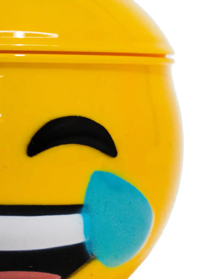 Taza de Emoji llorando con tapa y popote de 10x10x11cm - Image 4