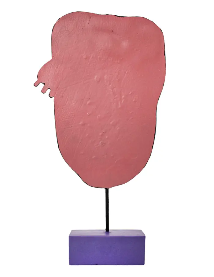 Escultura de rostro de mujer abstracto de resina con base morada de 20.5x7x37.5cm - Image 3
