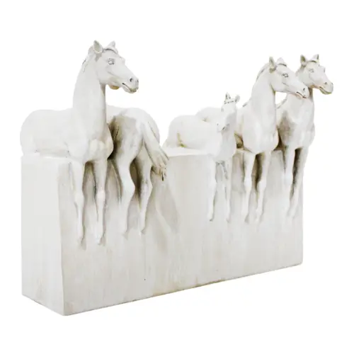 Escultura de caballos blancos de resina de 31x16x23cm