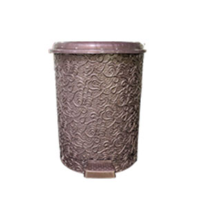 Bote de plastico para basura con pedal café de 33×36.5x40cm