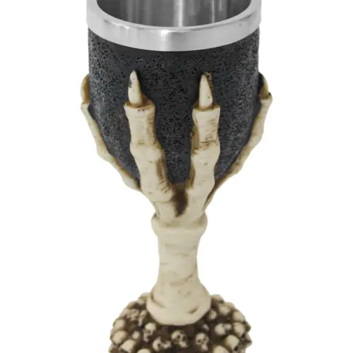 Copa de resina diseño mano con esqueletos de 200ml de 8x8x18cm