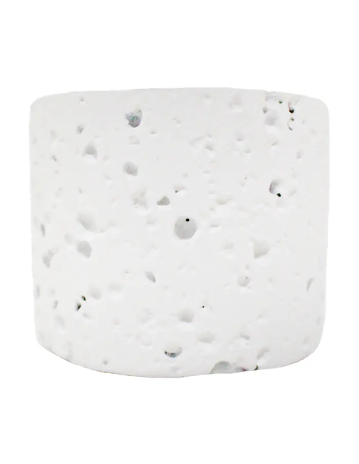 Vela con base de resina cilindrica blanca de 8.5x8.5x7.2cm - Image 2