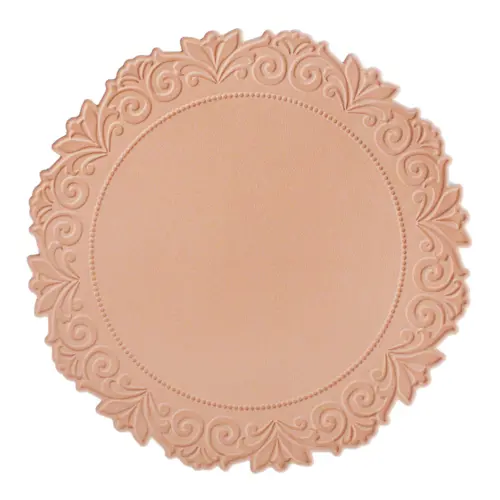 Mantel de plastico rosa claro con orilla garigoleada de 38x38x0.1cm