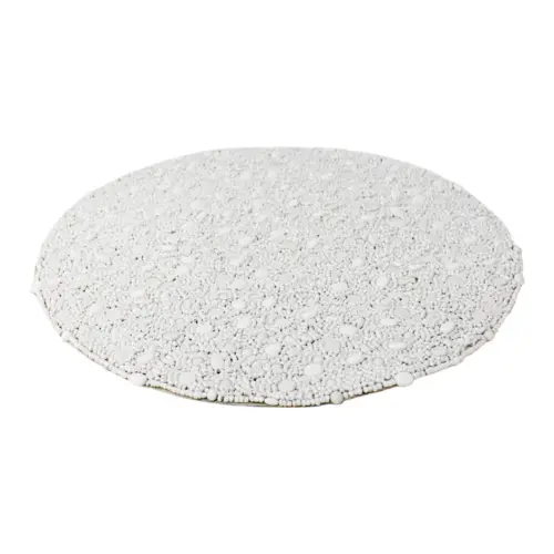 Mantel individual bordado de chaquiras y cuentas blancas de 35cm