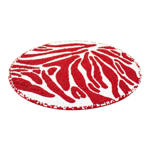 Mantel individual bordado de chaquiras rojas con blanco de 35cm