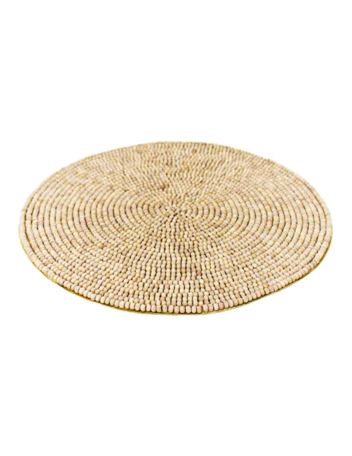 Mantel individual bordado con cuentas de madera natural de 35cm - Image 2