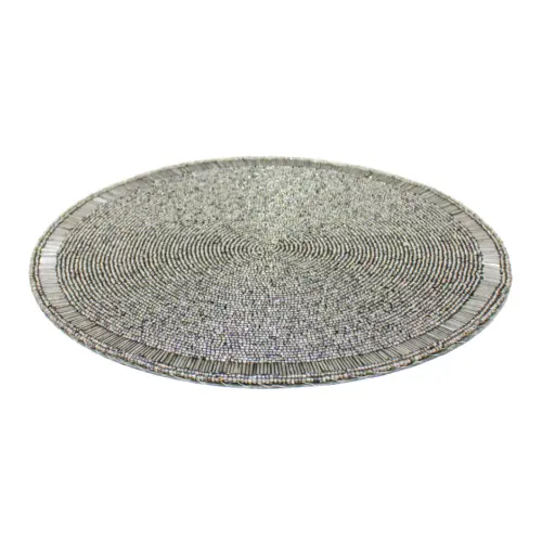 Mantel individual bordado de chaquiras humo de 35cm