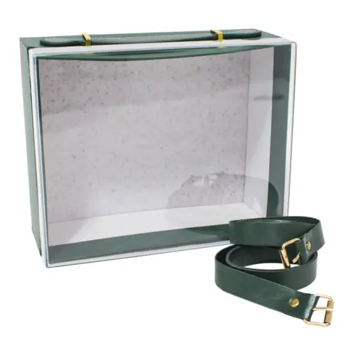 Bolsa de carton verde con acrilico de 24×19.5x10cm10x24x19.5cm