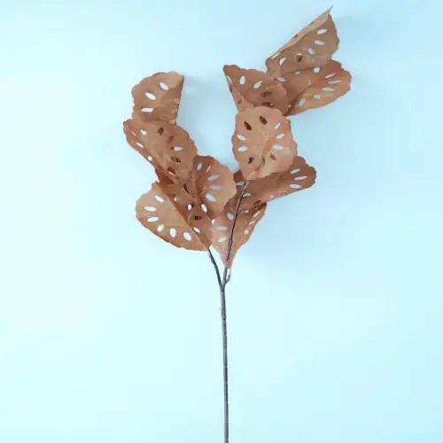 Vara de hoja calada de latex cafe de 20x20x100cm