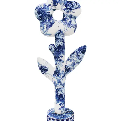 Flor forrada de papel con flores azul con blanco de 26x10x63cm