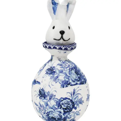 Florero con cabeza de conejo forrado de papel con flores azul con blanco de 17x17x38cm