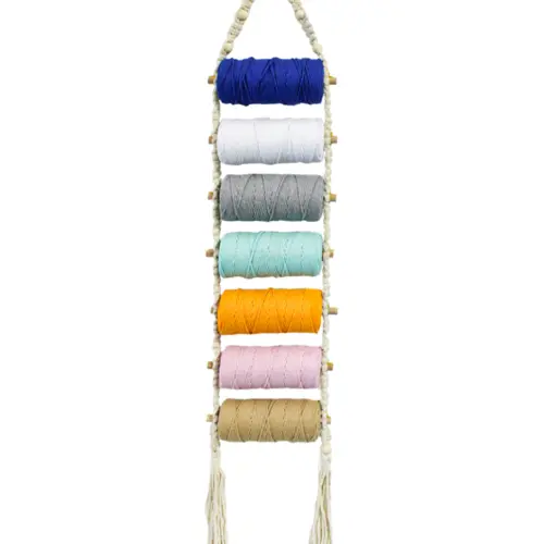 Colgante de macrame con 7 carretes de hilos de colores de 7x20x98cm