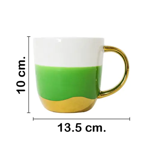 Taza de porcelana verde