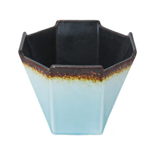 Vaso de porcelana azul con café de 12x12x10.4cm