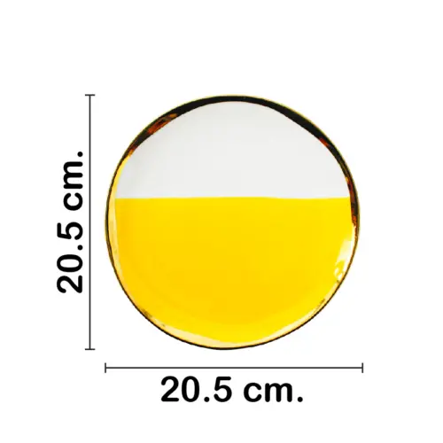 Plato de porcelana amarilla con blanco y orilla dorada de 20.5×20.5x2cm