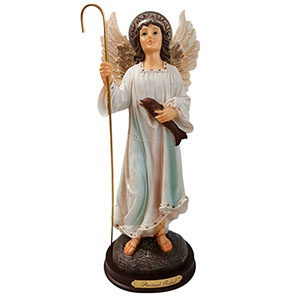 Arcangel Rafael en base de madera de 31 cm