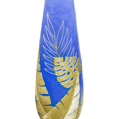 Jarrón de poliresina azul con hojas patinadas de 31.5×31.5×95.5cm