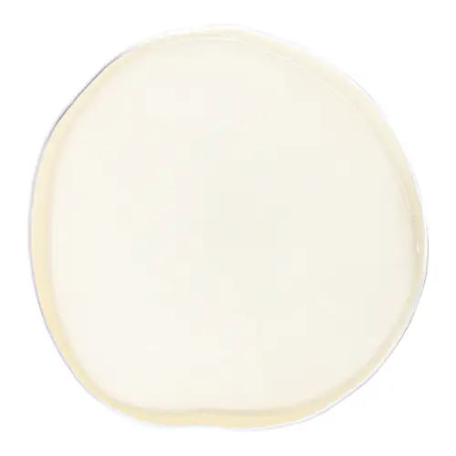 Plato de cristal ondulado crema opaco con orilla plateada de 32cm