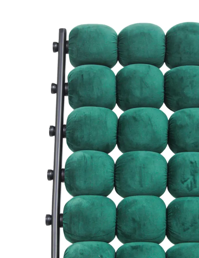 Silla de terciopelo diseño bolas con respaldo cuadrado verde de 51x69x92cm - Image 3