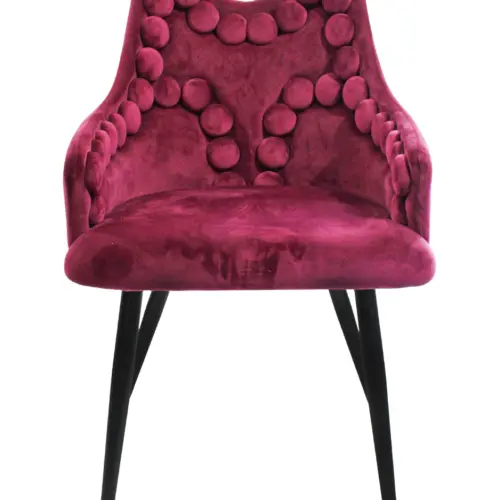 Silla de terciopelo con descansabrazos y diseño en el respaldo borgoña de 54x61x86cm