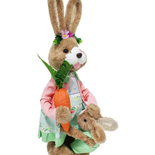 Coneja con hijo vestido de fibras naturales de 20x18x44cm