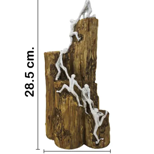 Escultura de poliresina con hombres escalando en equipo de 11.5×11.5×28.5cm