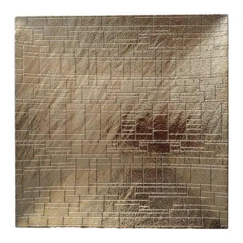 Plato de presentación cuadrado de plástico dorado grabado de 30x30x2cm
