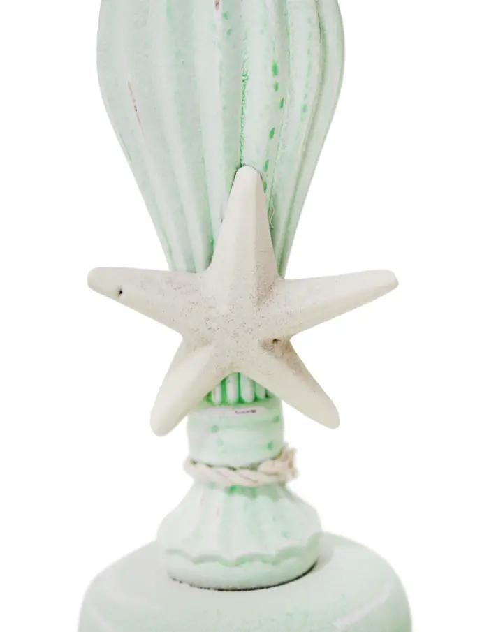 Candelabro de madera verde con estrella de 11x11x28cm - Image 3