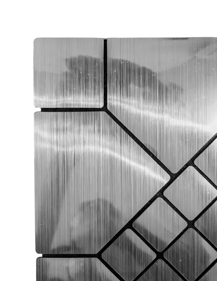 Adhesivo de pared diseño cuadros 3D plateado con negro de 30x30cm - Image 2