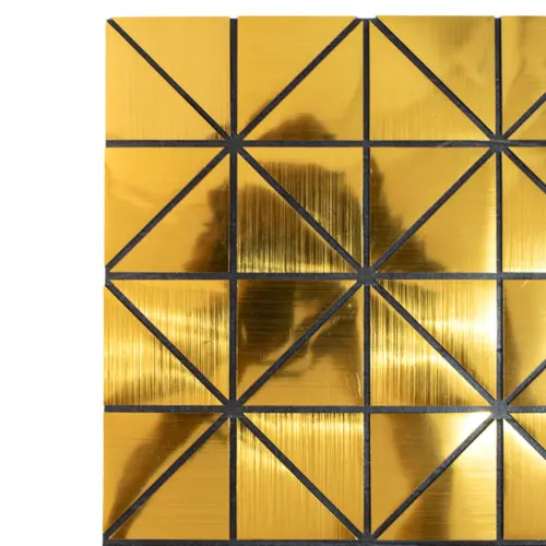Adhesivo de pared diseño cuadrados 3D dorados de 30x30cm