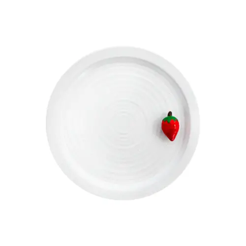 Plato de porcelana blanca con fresa de 20.8×20.8×3.7cm