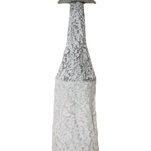 Florero de metal blanco con filo dorado de 14.6×48.3cm