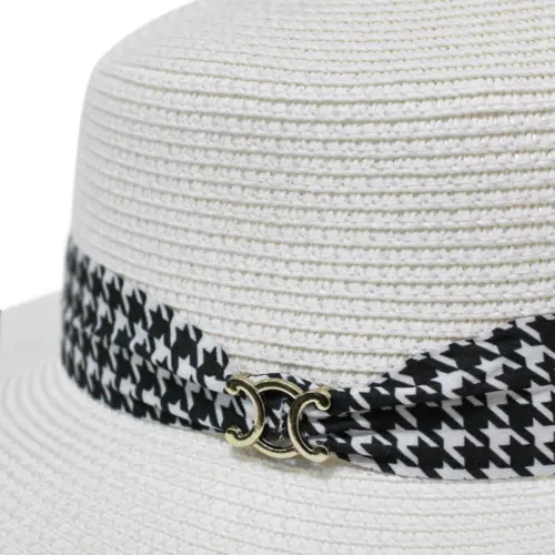 Sombrero de verano blanco de 33x33x9cm