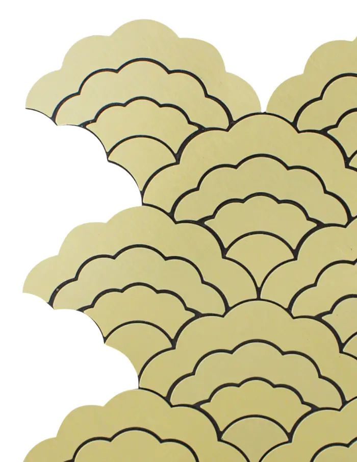 Adhesivo para pared de plastico dorado diseño nubes de 30x30x0.1cm - Image 3