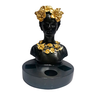 Busto de mujer sobre base de resina negro con dorado de 13x13x17.5cm