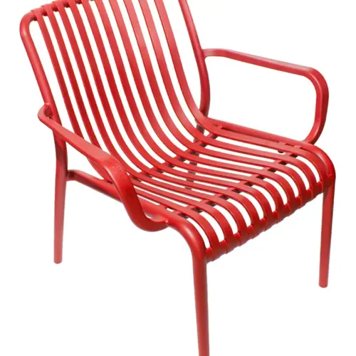 Silla de plástico con descansabrazos roja diseño tiras de 69.9×74.7x77cm