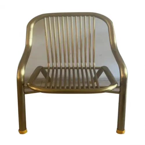 Silla de metal dorada de 46x57x83cm
