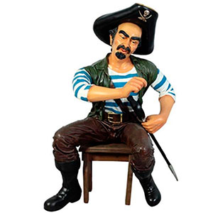 Pirata sentado de 78x138x876 - Galerías el Triunfo - 081207289106