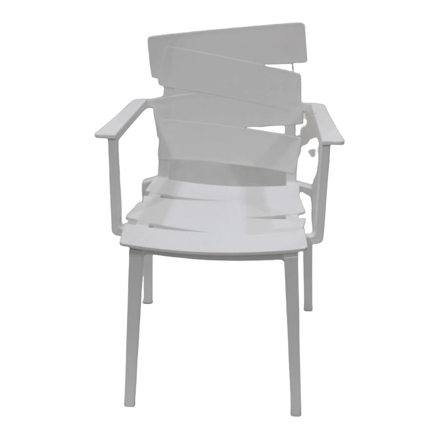 Silla blanca con descansabrazos - Galerías el Triunfo - 162072001076