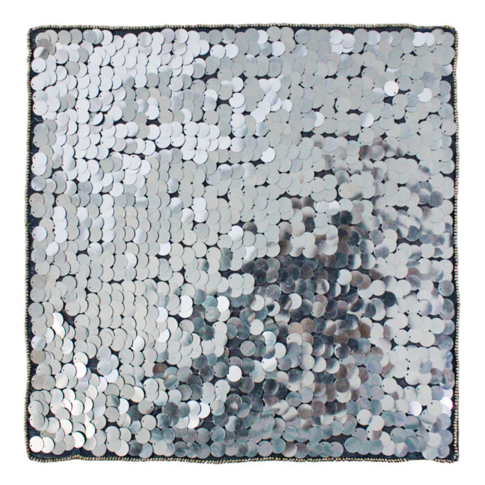 Mantel de Lentejuelas Plateadas