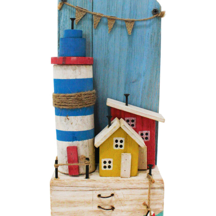 Faro y Casa de Playa Amarilla y Roja con Escaleras de Anillo