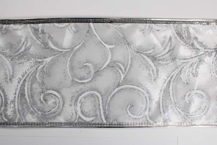 Rollo de listón de tela gariboleado plata con blanco - Image 3