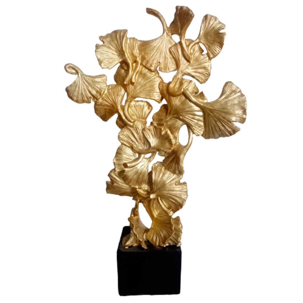 Escultura de hojas doradas - Galerías el Triunfo - 044071821529