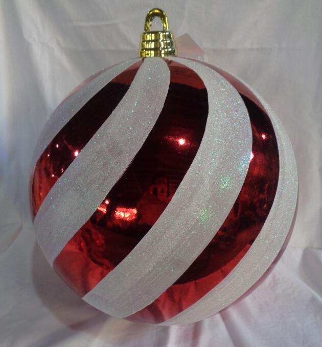Esfera de plástico roja - Galerías el Triunfo - 049072722086