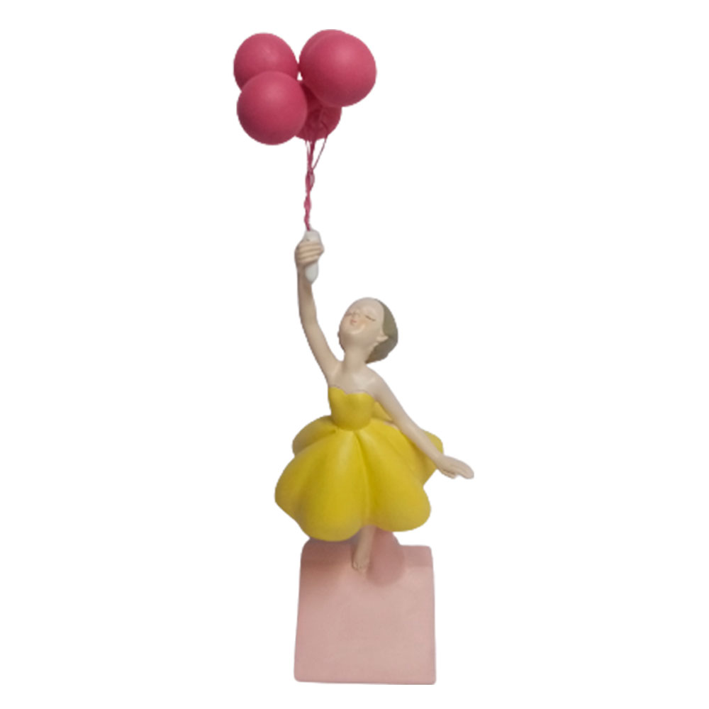 Figura de mujer - Galerías el Triunfo - 049072778292