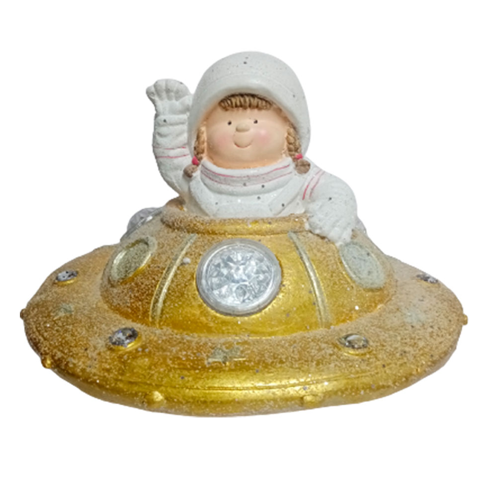 Figura de niña - Galerías el Triunfo - 049072778315